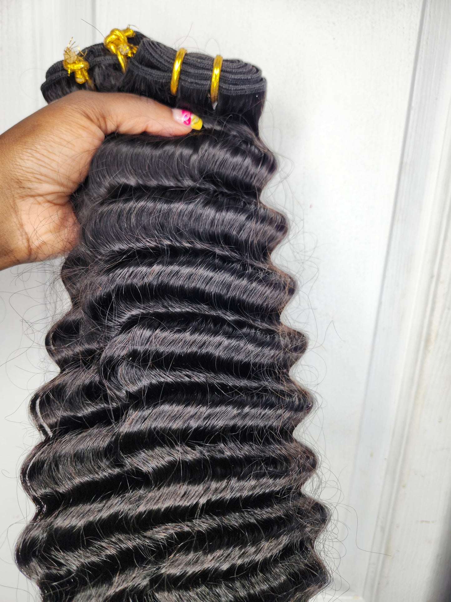 CUSTOMIZED HD CLOSURES + Bundle Deals